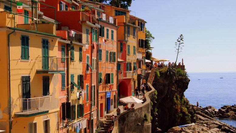 i borghi fantasma della Liguria